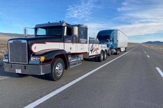 Semi Truck Towing In Carlin Nevada